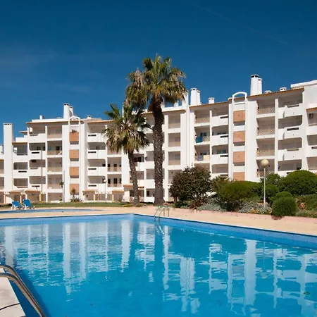 Daire Ondas Verdes By Ocvillas *